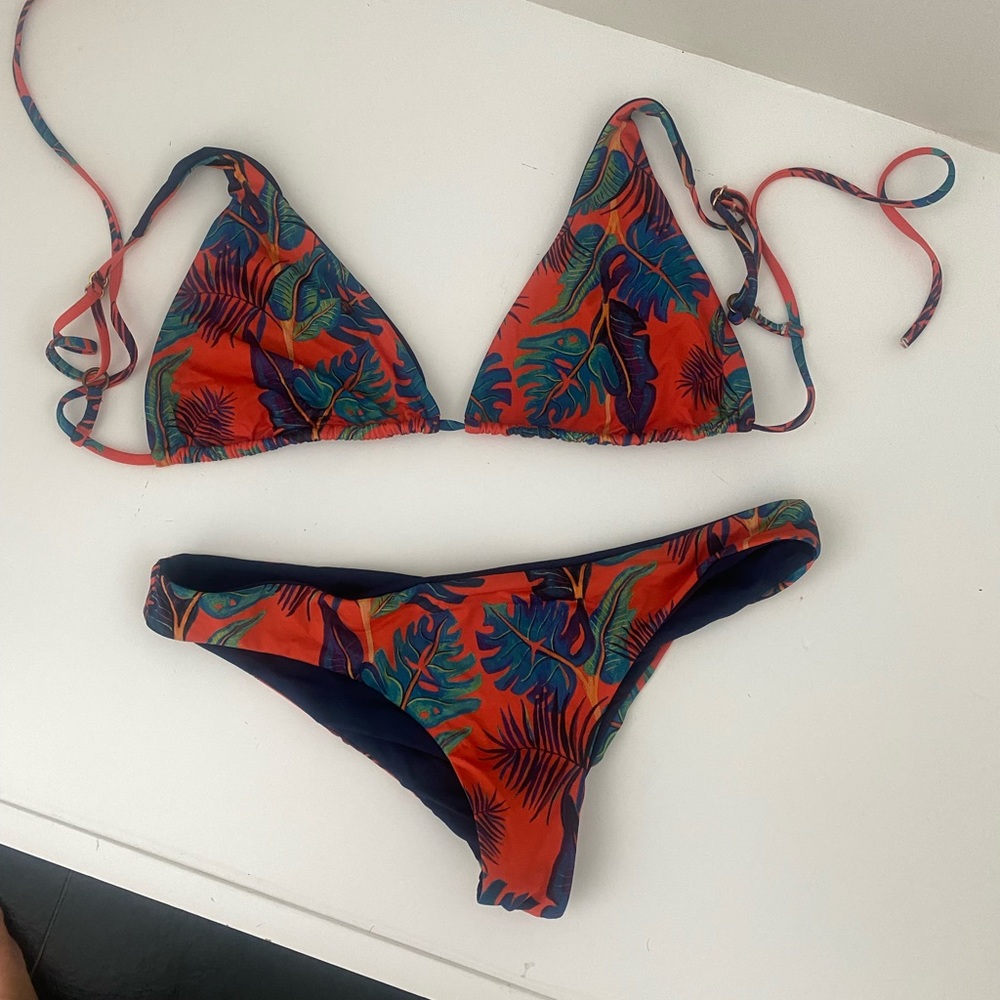 L Space Floral Bikini Size Medium